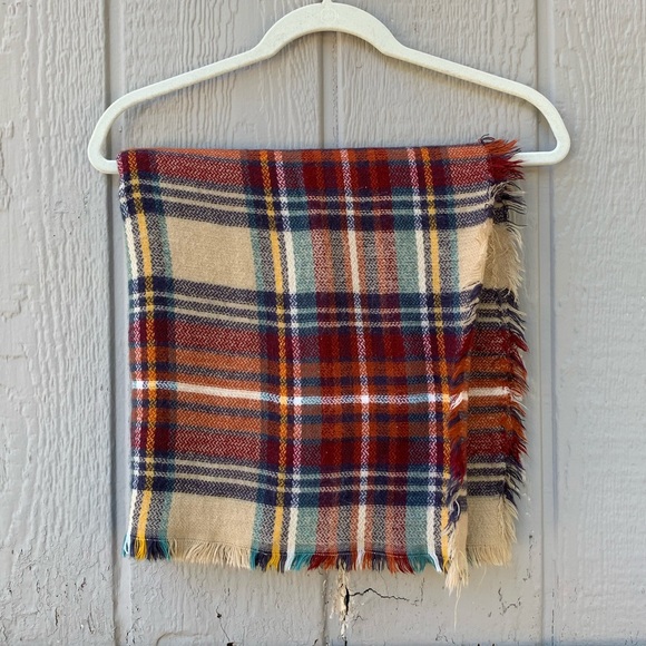 Vintage super soft checkered plaid neutral tone frayed hem blanket throw scarf - Picture 6 of 10